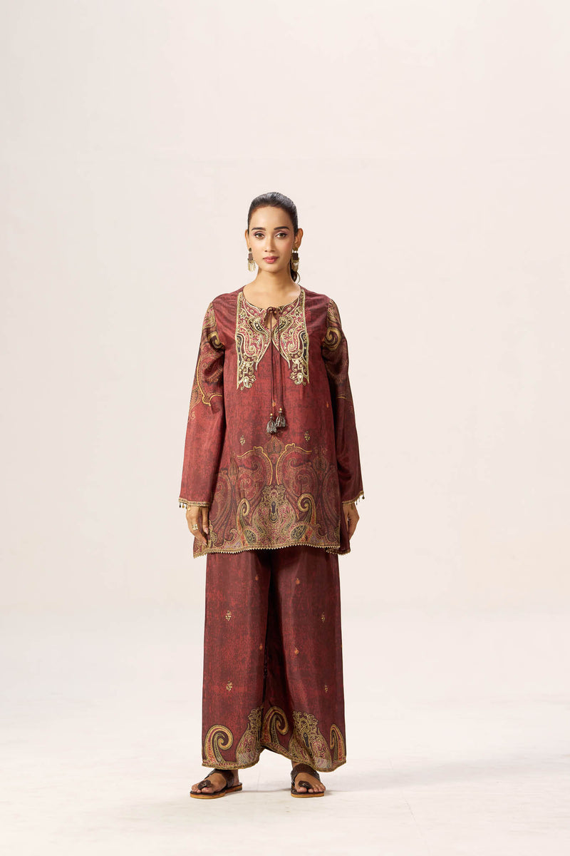 Maroon viscose kurta pant set with printed dupatta - front view