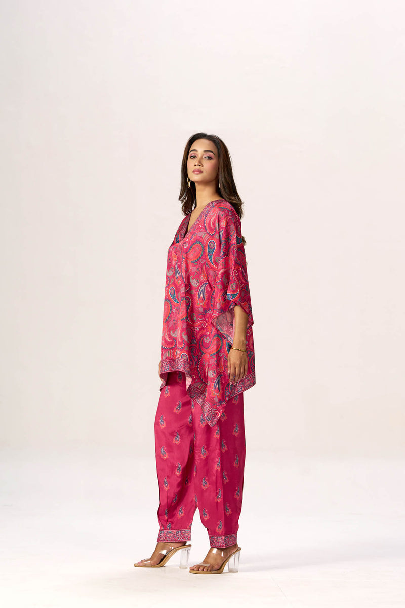 Fuchsia paisley viscose crepe kaftan set - full look
