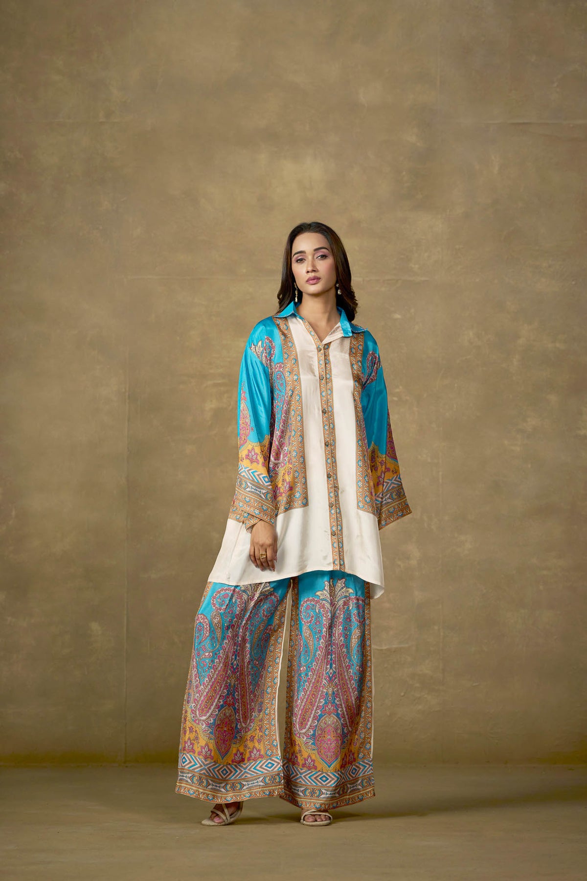 Turquoise paisley viscose tunic palazzo set - full length view