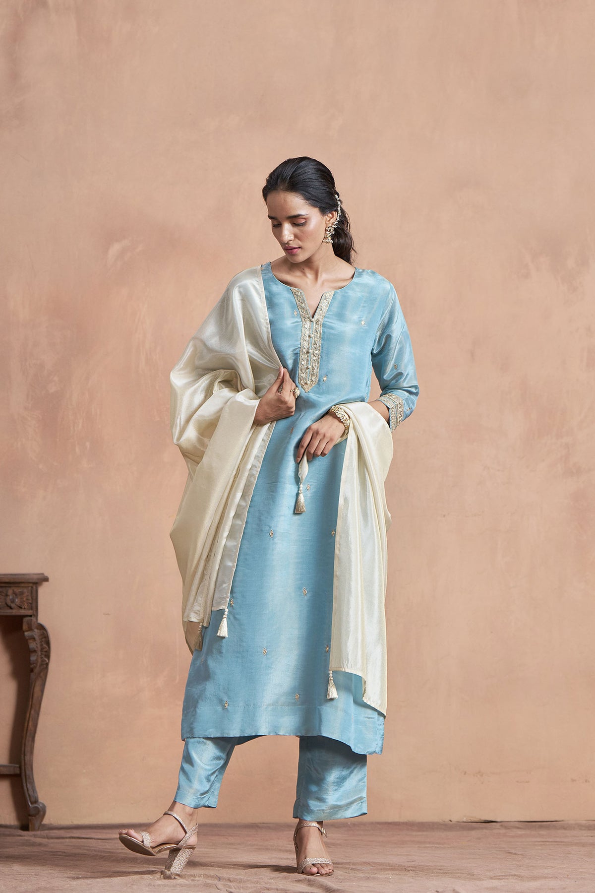 Blue Shimmer Tissue Kurta Set With Embroidered Lase